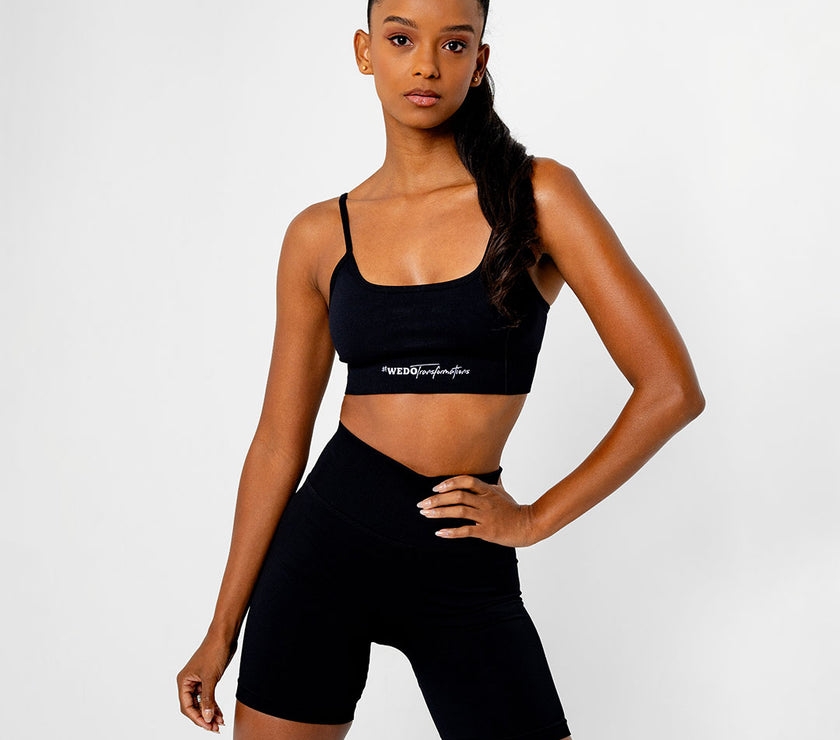 Fit Reflective Scrunch Back Shorts